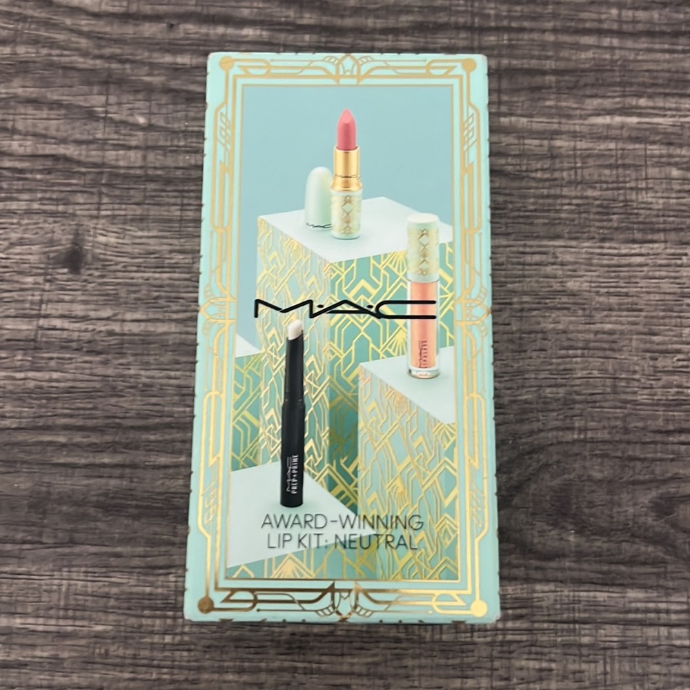 MAC 3PC Fullsize Neutral Award Winning Lipstick